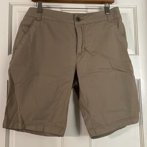 Kühl Khaki Shorts